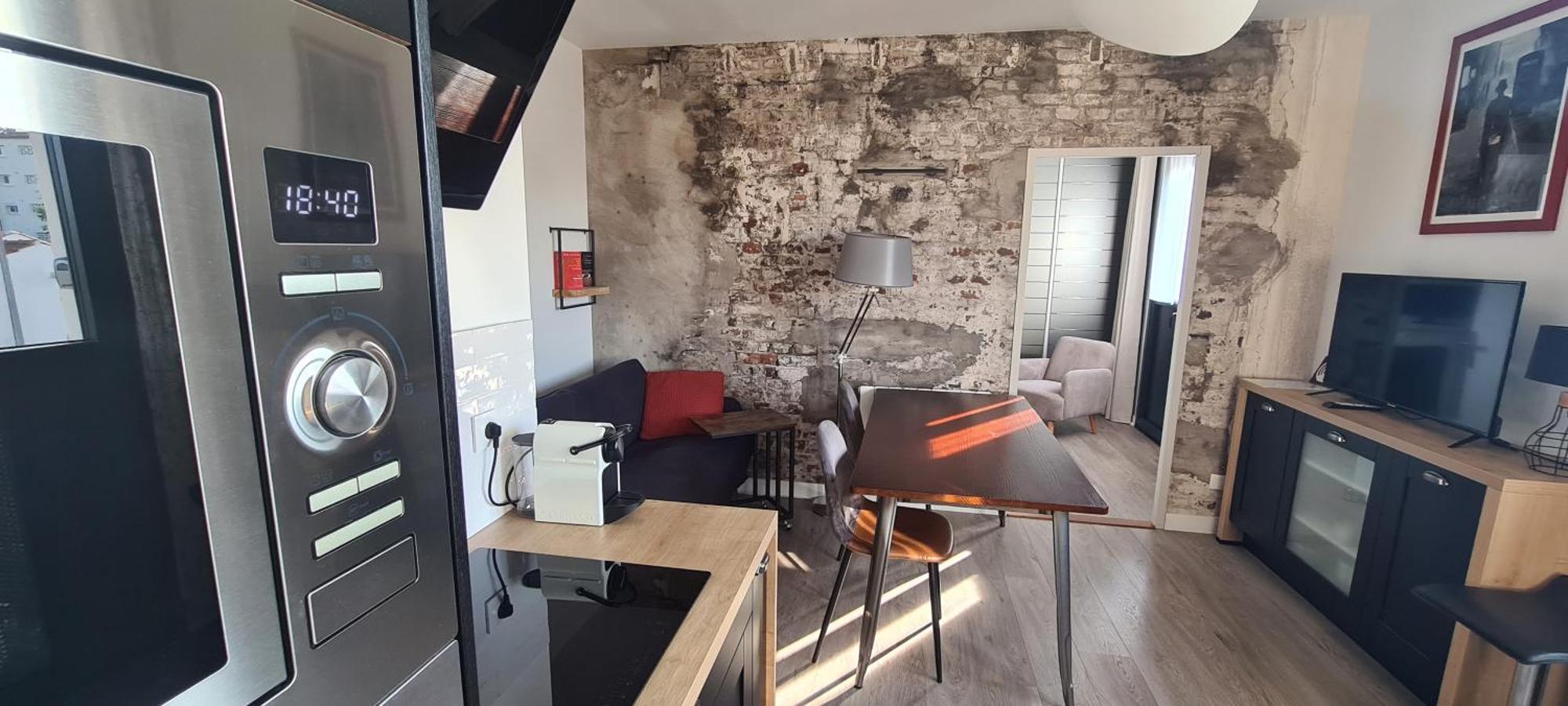 Le Fetilly Avec Parking Privatif Et Climatisation La Rochelle  Exterior photo