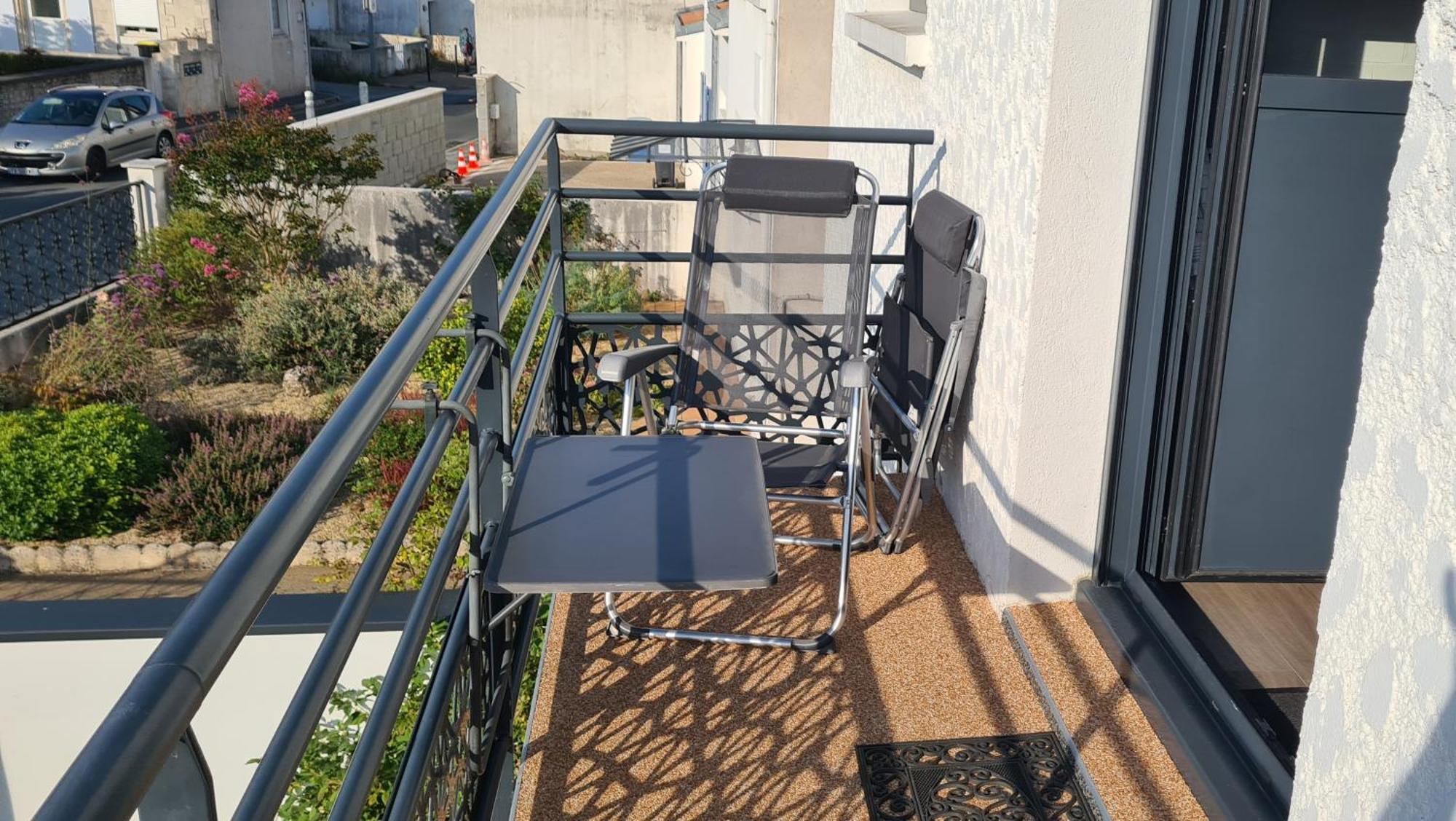 Le Fetilly Avec Parking Privatif Et Climatisation La Rochelle  Exterior photo